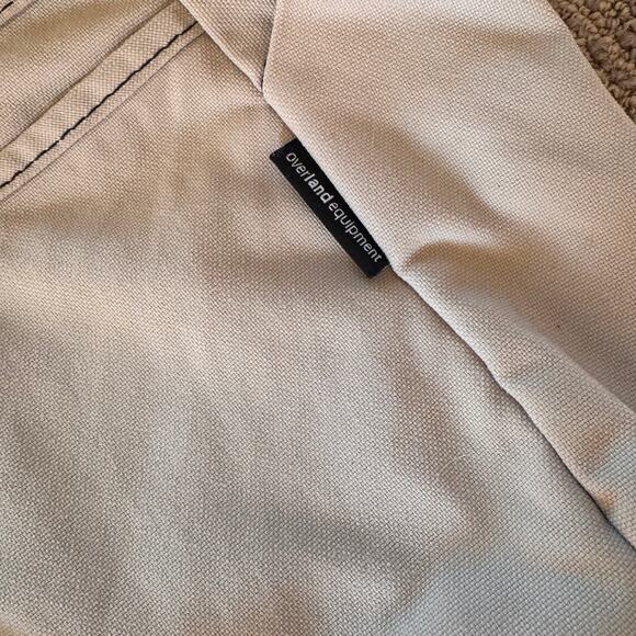 Overland Equipment canvas travel bag crossbody purse lots of pockets khaki - Picture 5 of 7